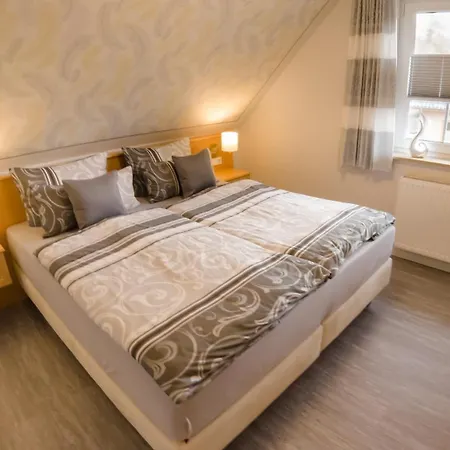 Haus Sylvana Sellin (Rugen)